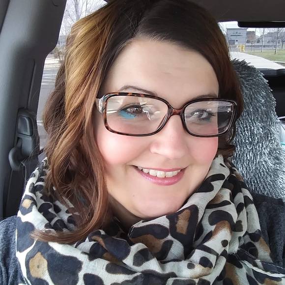 Meet your Posher, Tamee - Picture 1 of 1